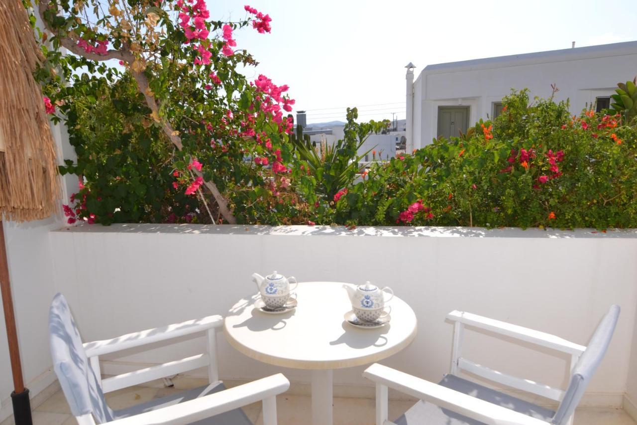 Artemis Hotel Antiparos ภายนอก รูปภาพ