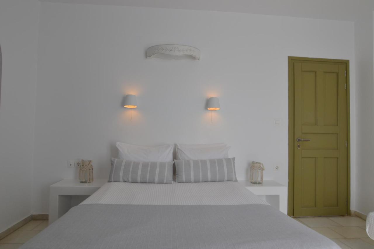 Artemis Hotel Antiparos ภายนอก รูปภาพ