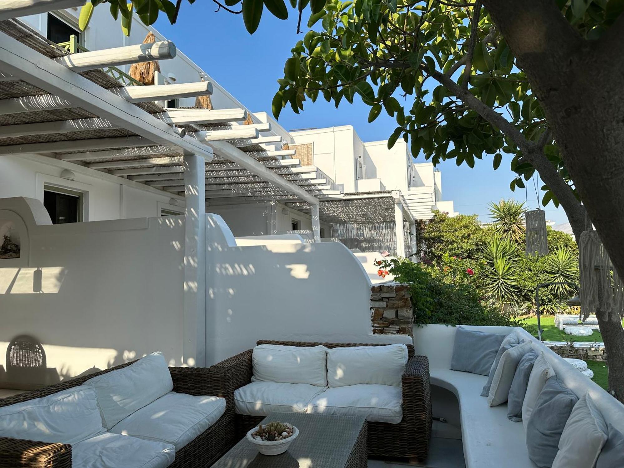 Artemis Hotel Antiparos ภายนอก รูปภาพ