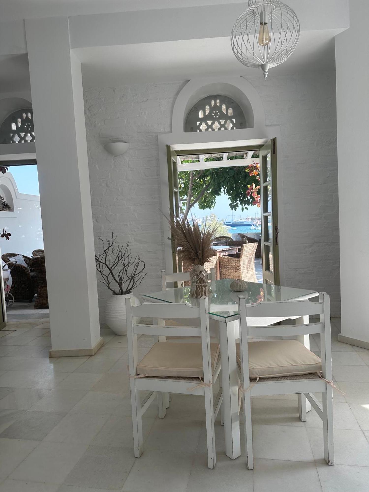 Artemis Hotel Antiparos ภายนอก รูปภาพ